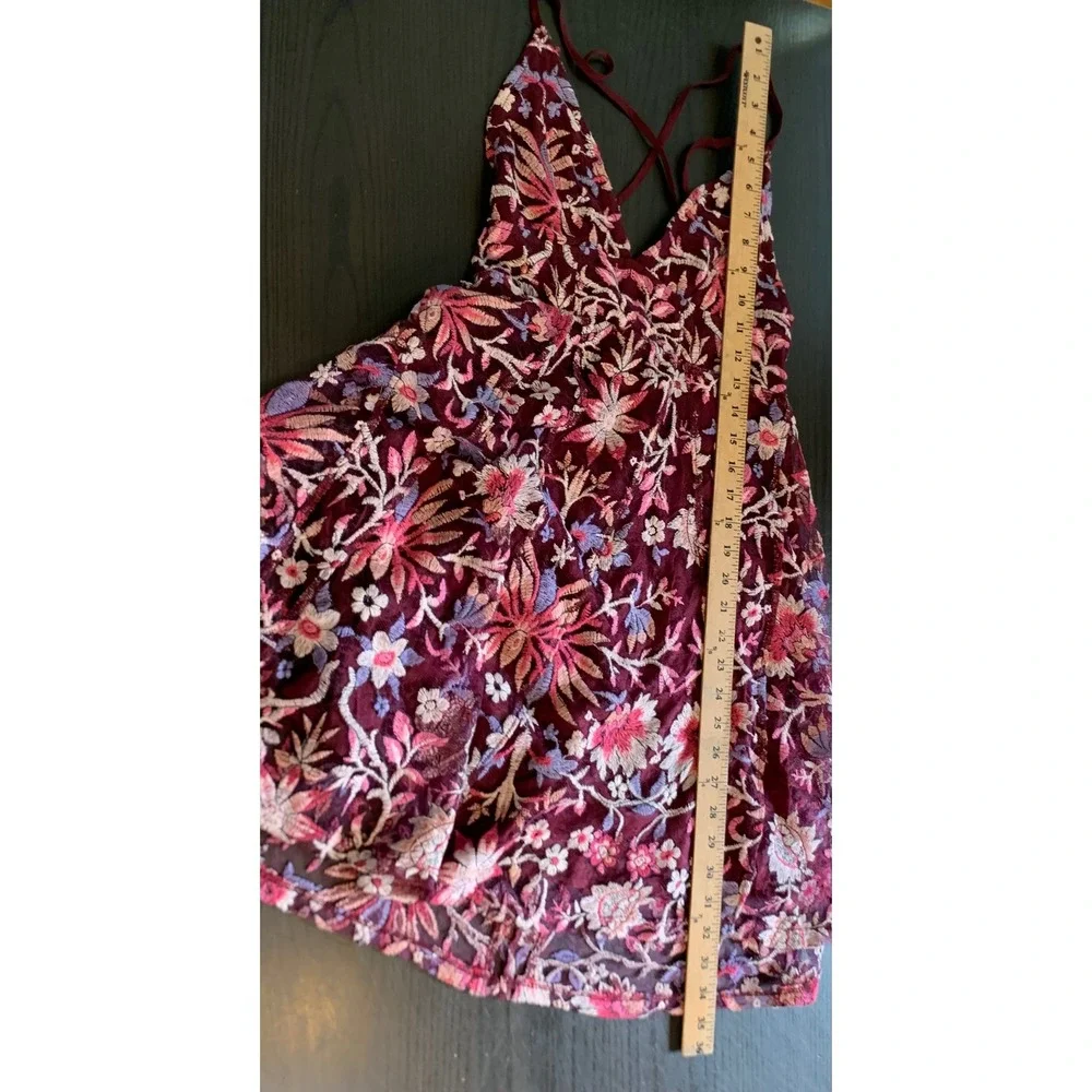 Free People Burgundy Floral Embroidered Lace Mini Dress Open Back Size 4 READ